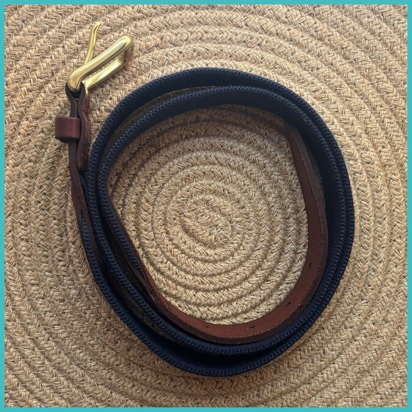 Vineyard Vines Micro Whale Belt - Picture 3 of 7